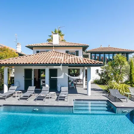 Villa Promo - Easy Cles- Amazing Heated Pool Ac